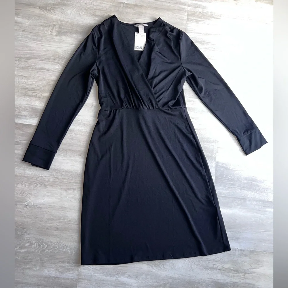 Dress - Picture 1 of 2